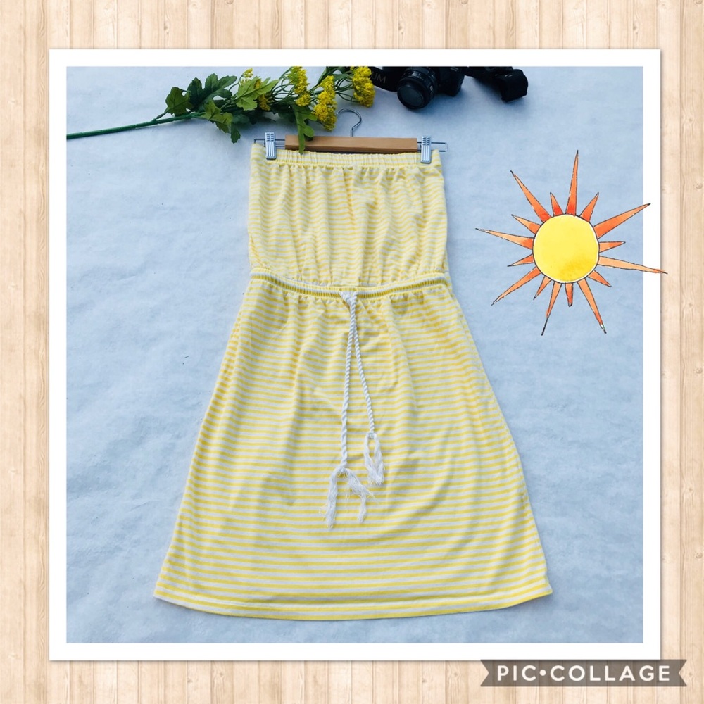 ✔️GAP Yellow and White Strip Strapless Tube Dress